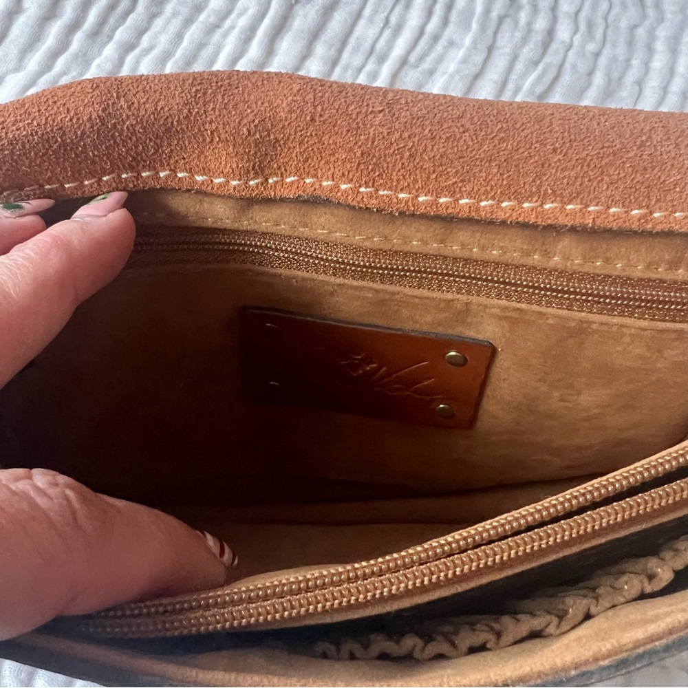 PATRICIA NASH Lanza Crossbody LEATHER‎ WRISTLET - Picture 9 of 10